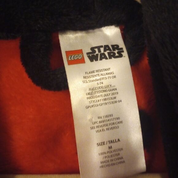 - Lego Star Wars dark side plush bath robe tie and belt closure Sz med - Picture 3 of 8
